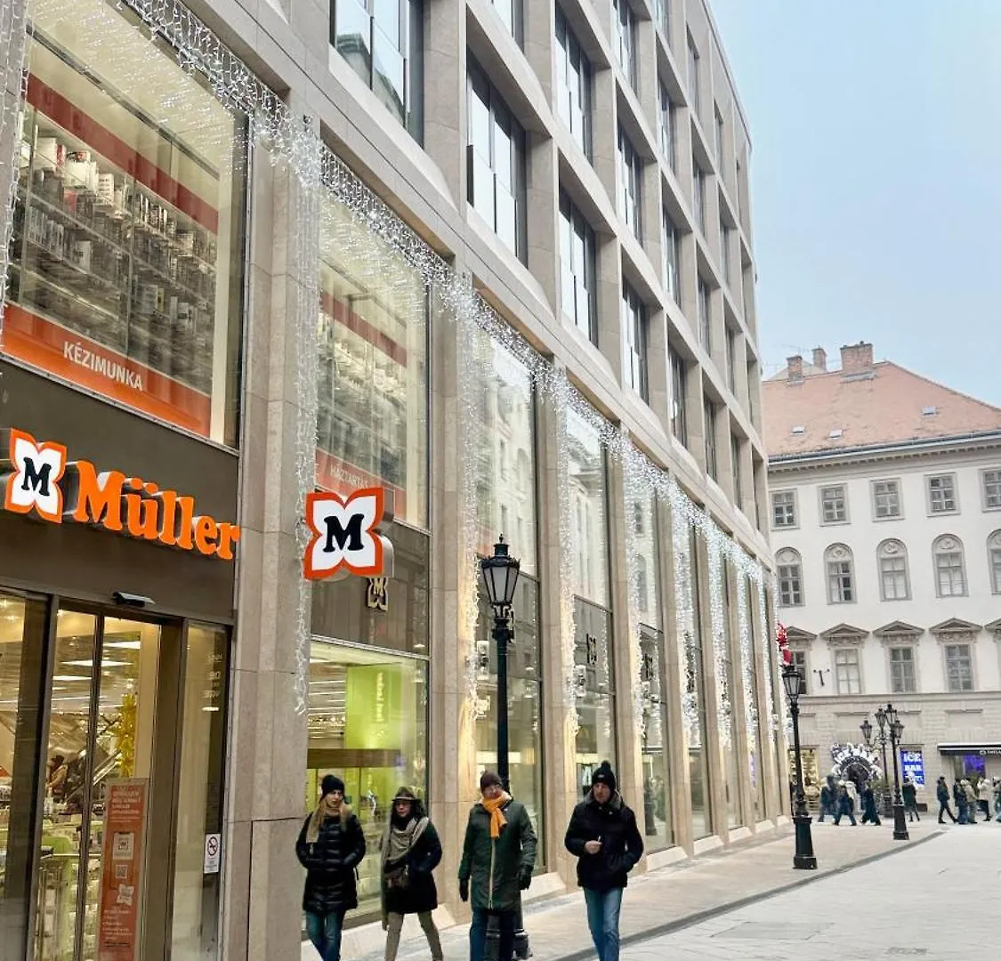 City Centrum Fashionstreet Apartman Apartment Budapest 0*,  Hungary