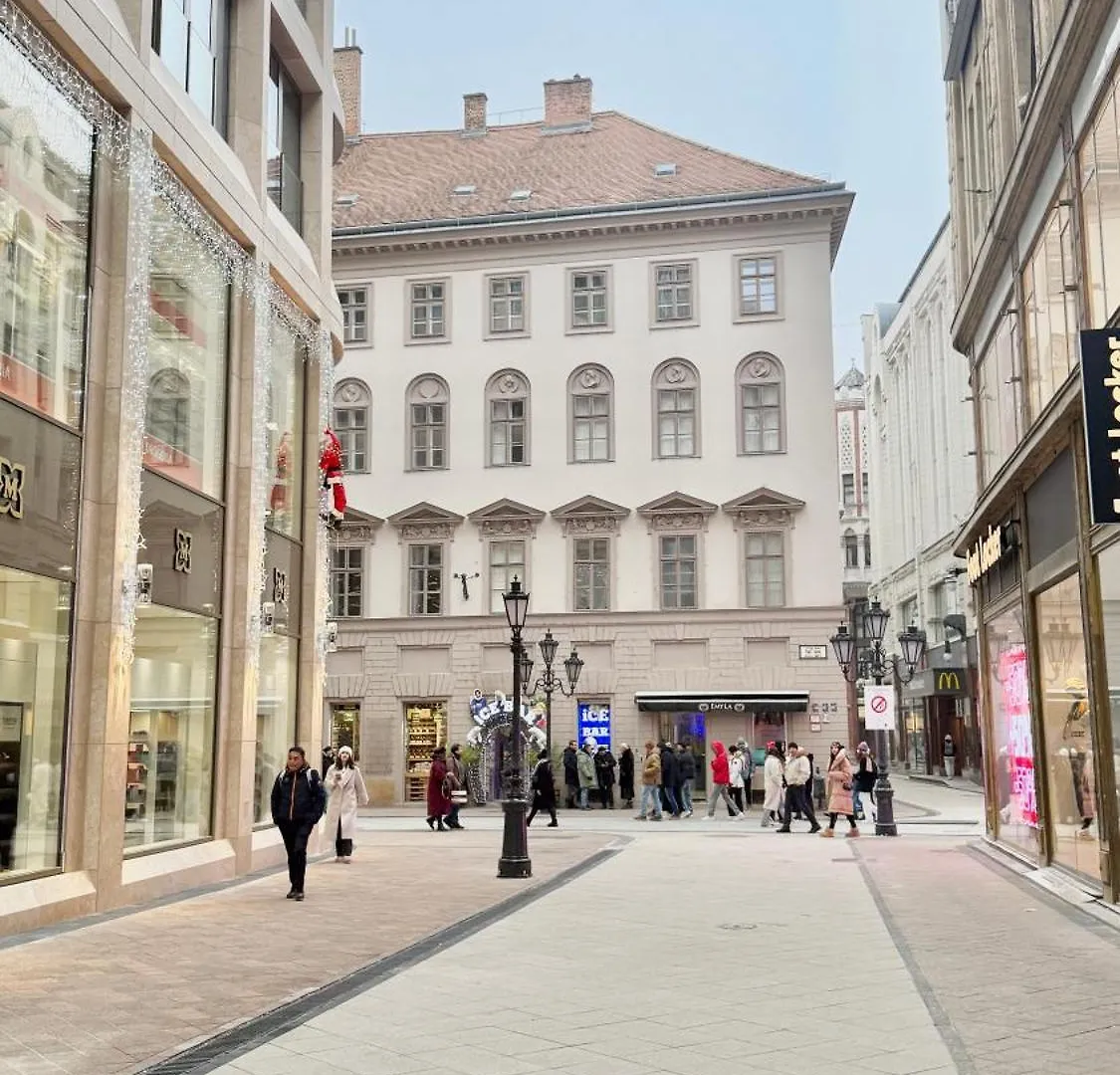 City Centrum Fashionstreet Apartman Apartment Budapest