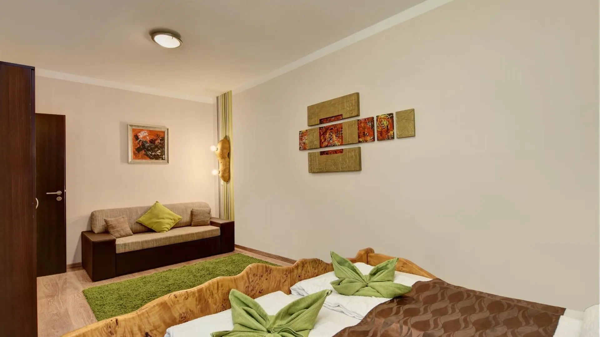 City Centrum Fashionstreet Apartman Apartment Budapest 0*,  Hungary